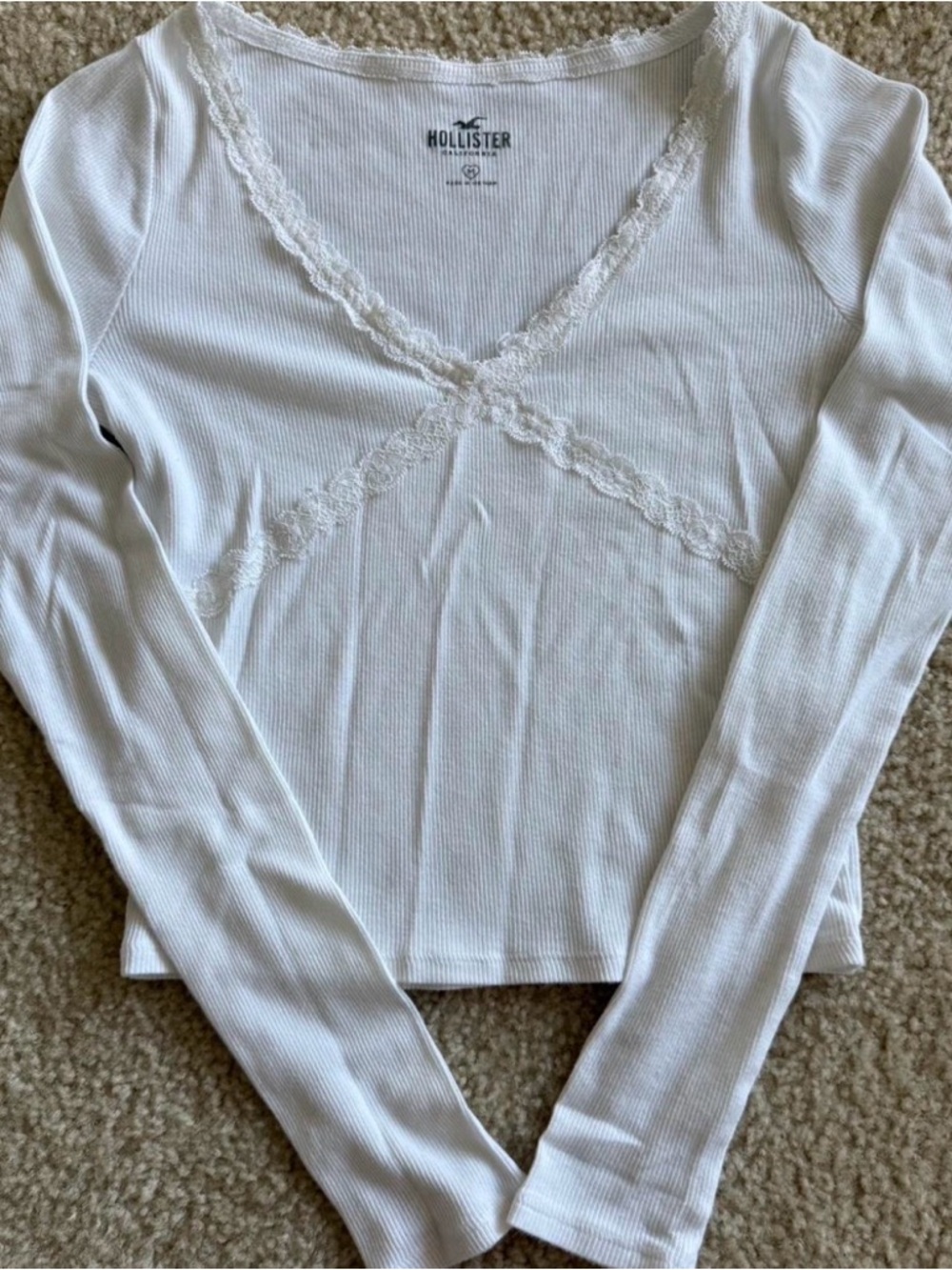 hollister white lace-trim ribbed long sleeve top